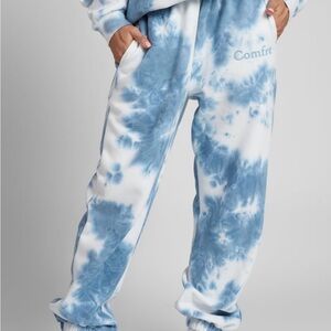 Wave Blue Tie-Dye Minimalist Comfrt sweatpants
